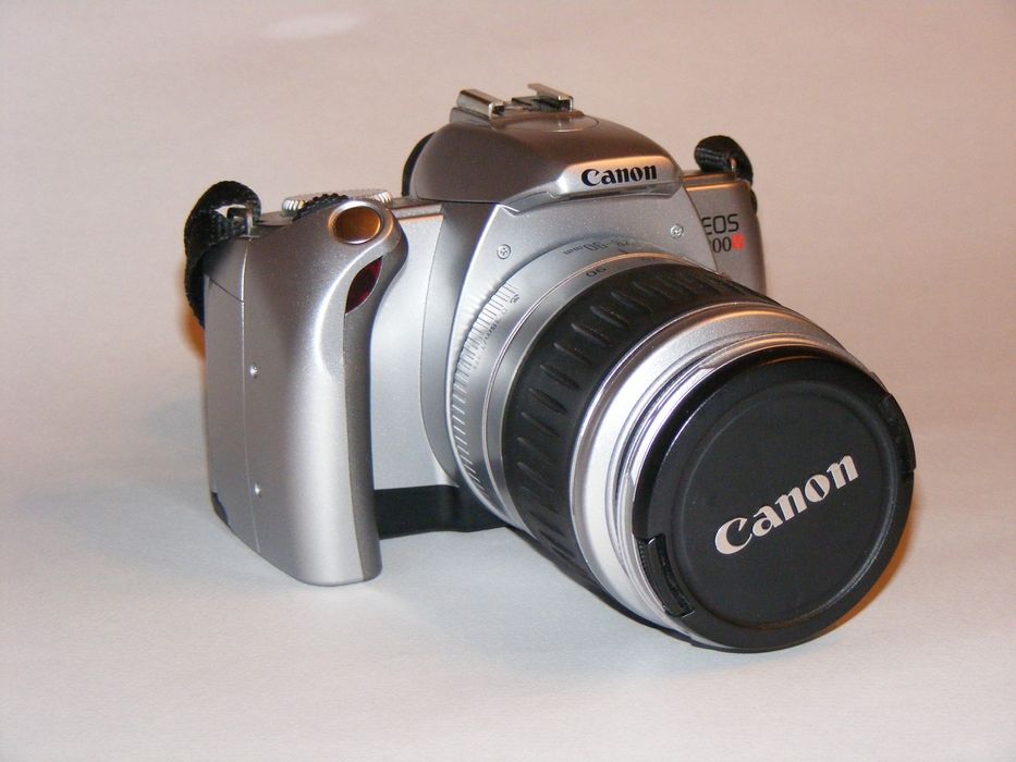 Продам фотоаппарат canon eos 300v