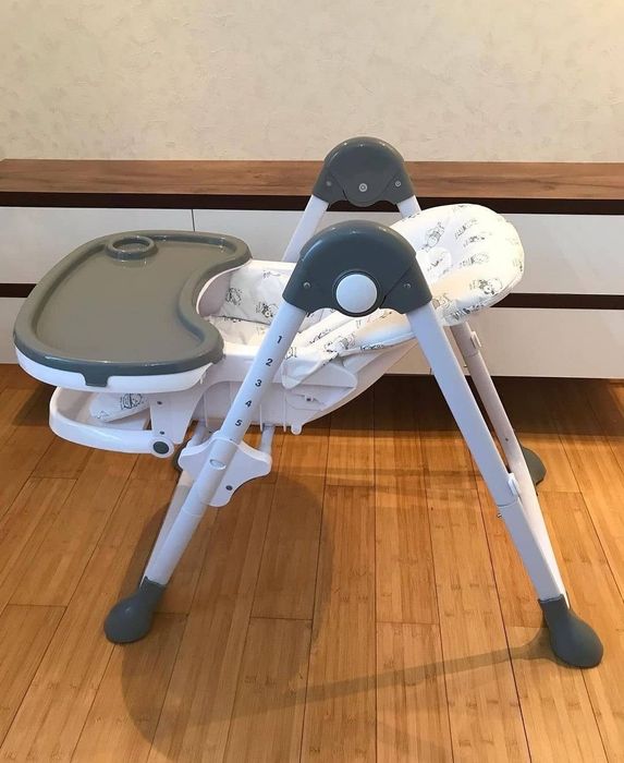 Детский стульчик. Детский стол для кормления