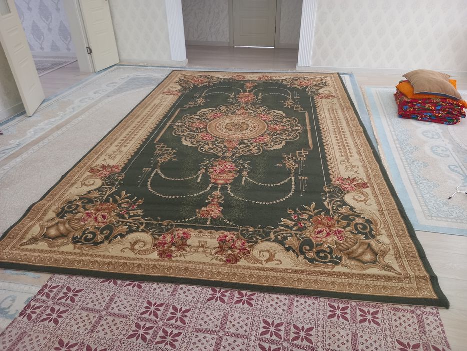 Продам Ковер б/у