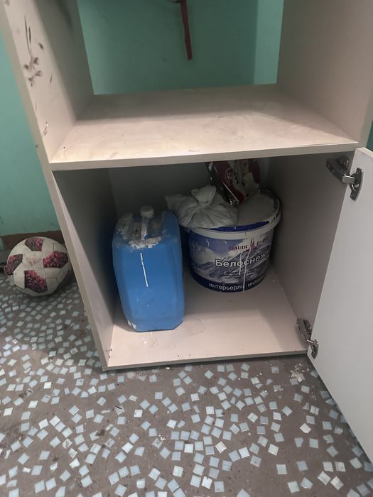 Шкаф-пенал, фасады из МДФ