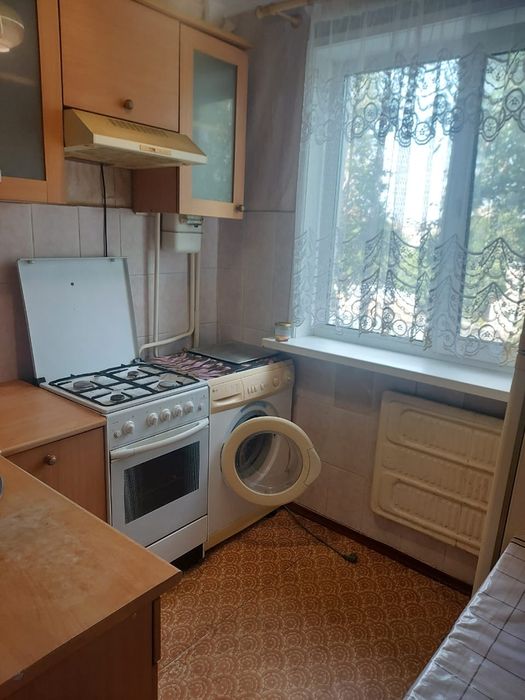 Продам 2 комн квартиру на Океане