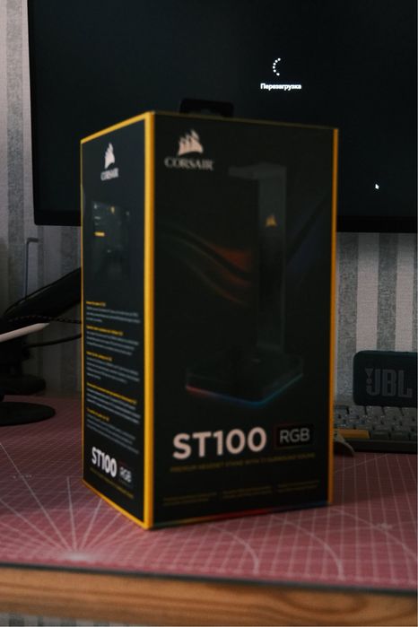 Подставка для гарнитуры Corsair