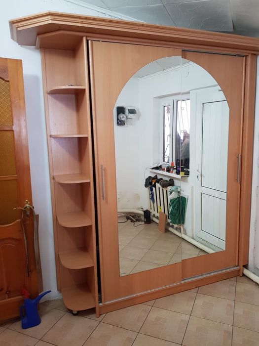 Продам  прихожую