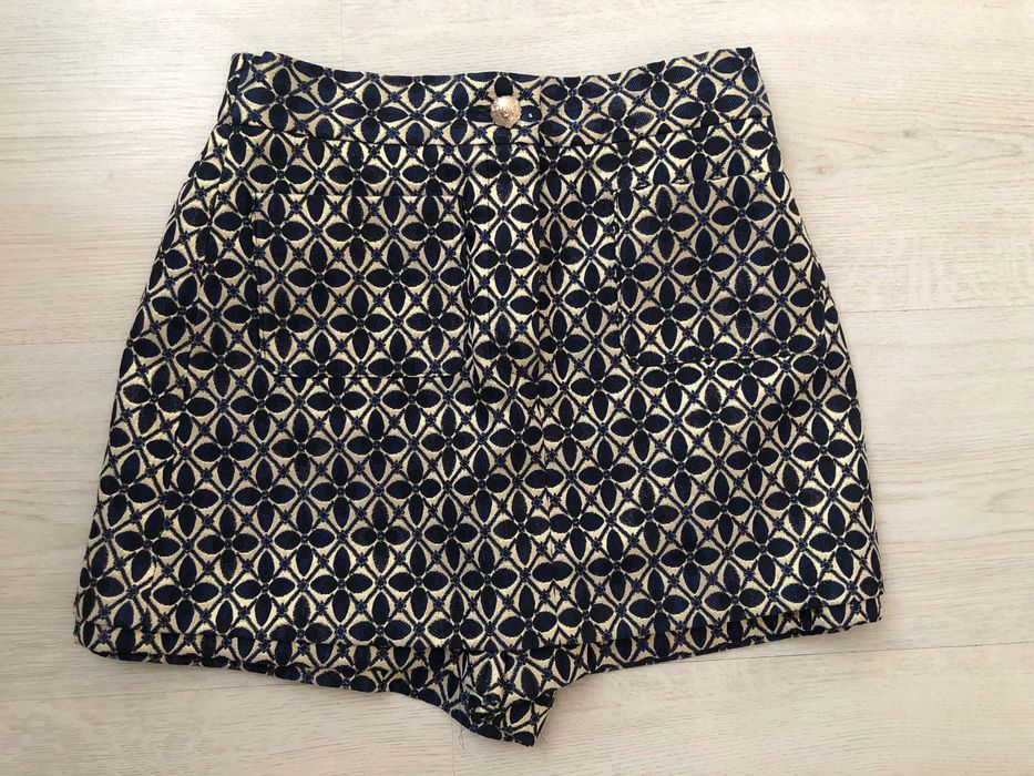 Поли Sandro, Maje