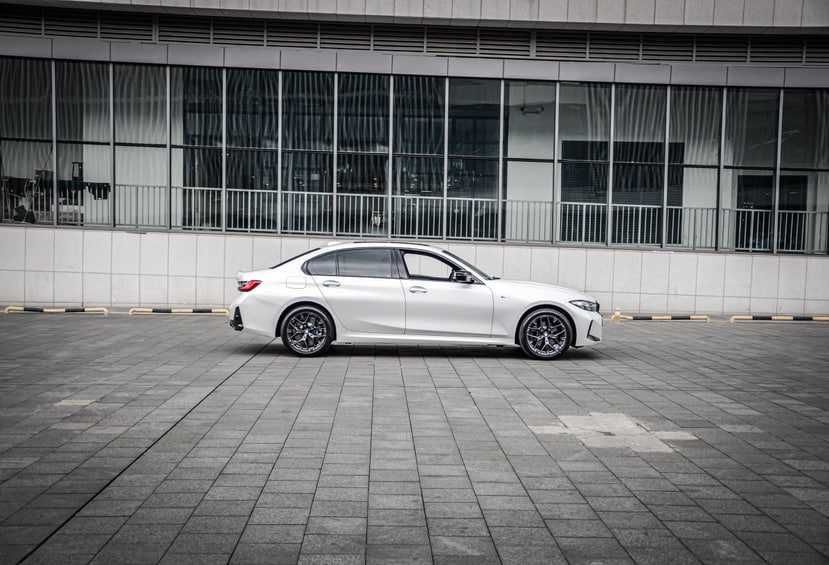 BMW 3 Series 330Li M Sport Night Package