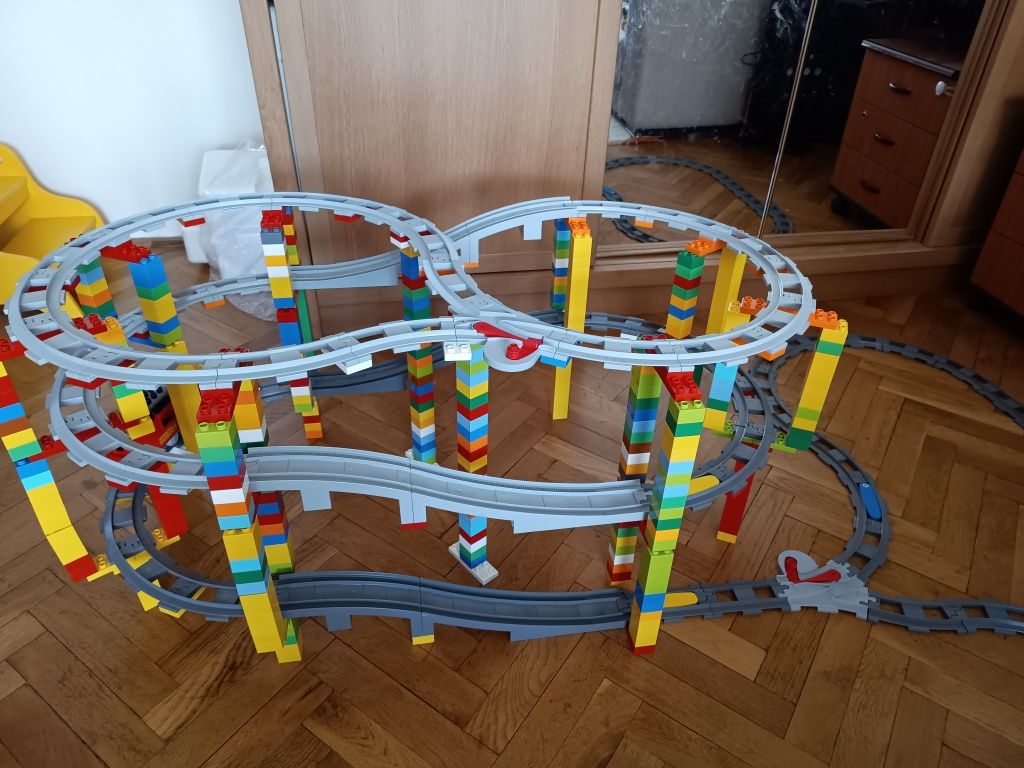 Circuit LEGO Duplo cu trenuleț și șine Timisoara • OLX.ro