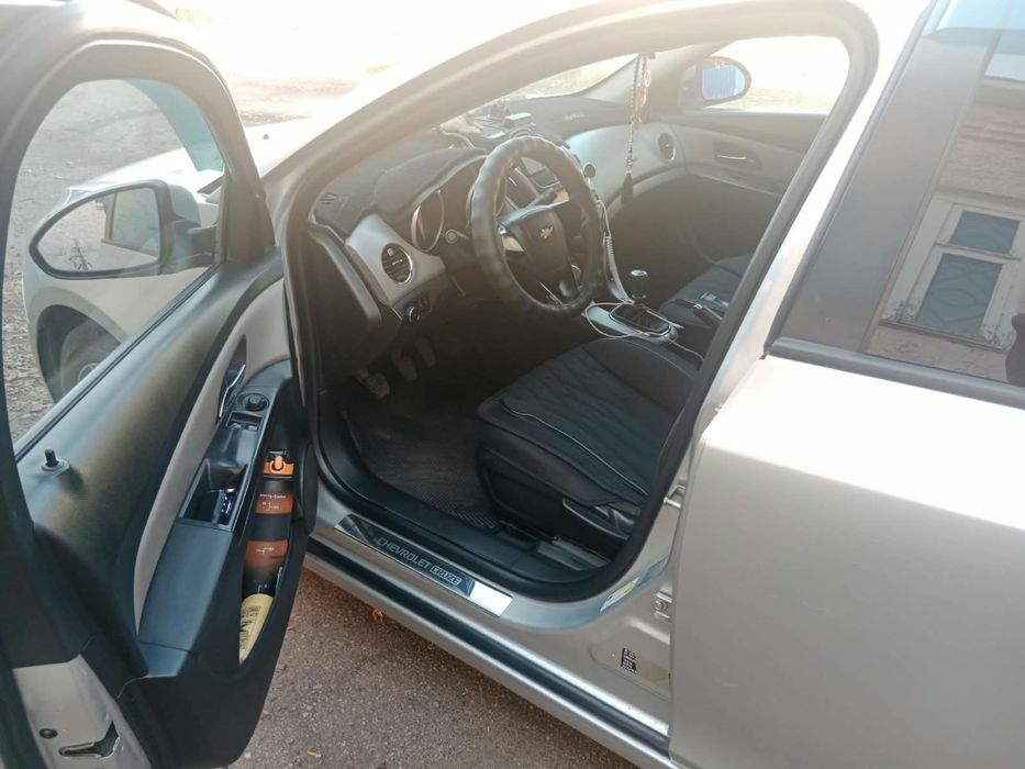 В продаже CHEVROLET CRUZE 2013 год