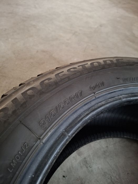 4 Anvelopele de iarnă  215 55 r17 Bridgestone