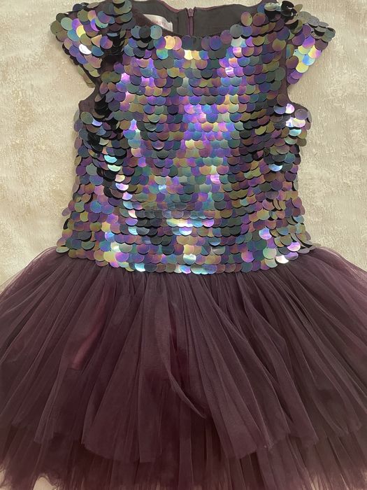 Продам платья на девочку