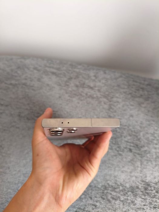 Samsung S24 Ultra 256/12