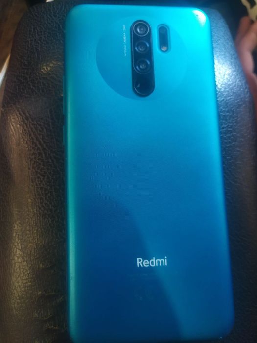 Redmi 9 3 32gb obmen
