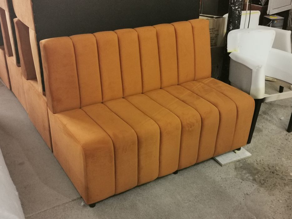 Canapea bancheta club bar terasa restaurant local