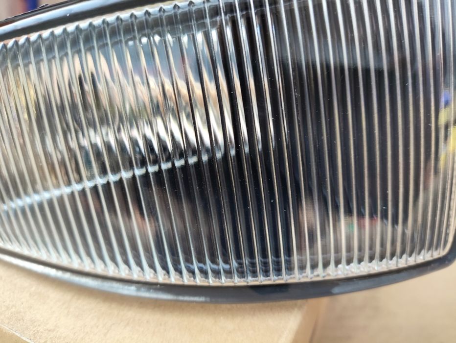 Авенсис туманки 98 год