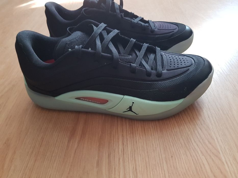 Маратонки Jordan 44