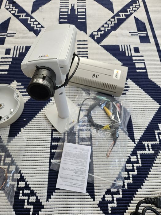 Camere supraveghere axis p1343 si P1445-LE