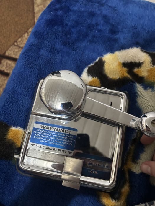 Vând aparat injectat tutun Mikromatic-stare foarte bună