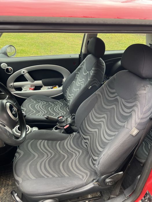 Mini Cooper R50 2003