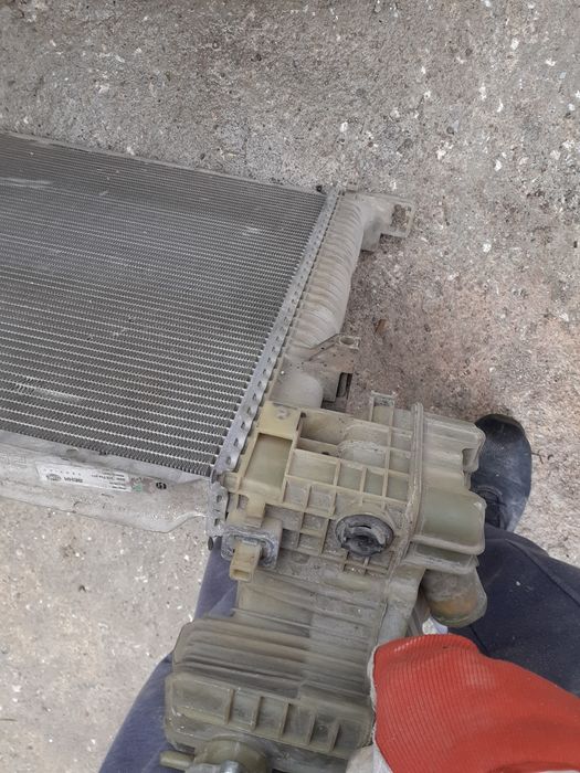 Радиатор за Mercedes v clasa