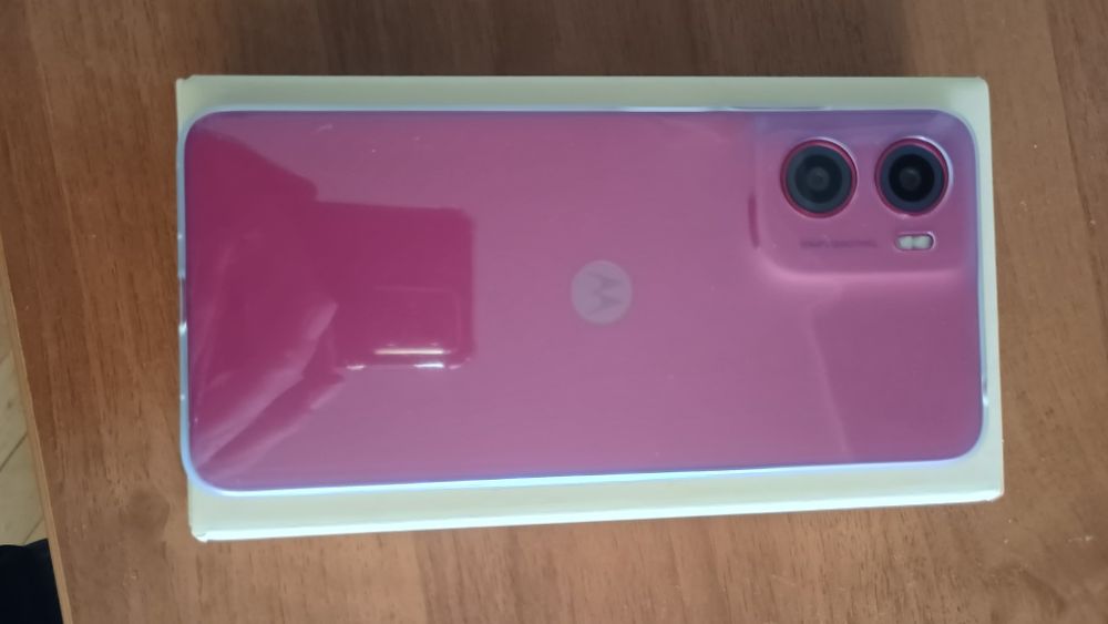 Мобилен телефон Motorola moto g05, две SIM карти, 64GB, 4GB RAM, 5200