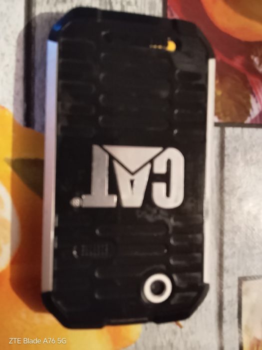 Смартфон Caterpillar CAT B15