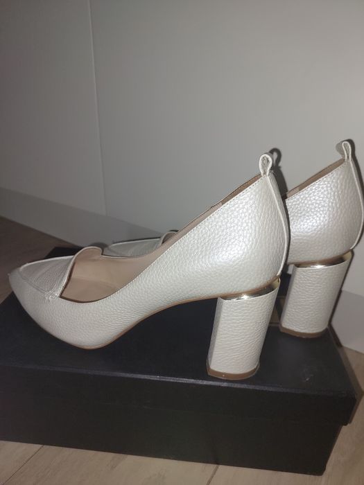 Женские туфли Basconi