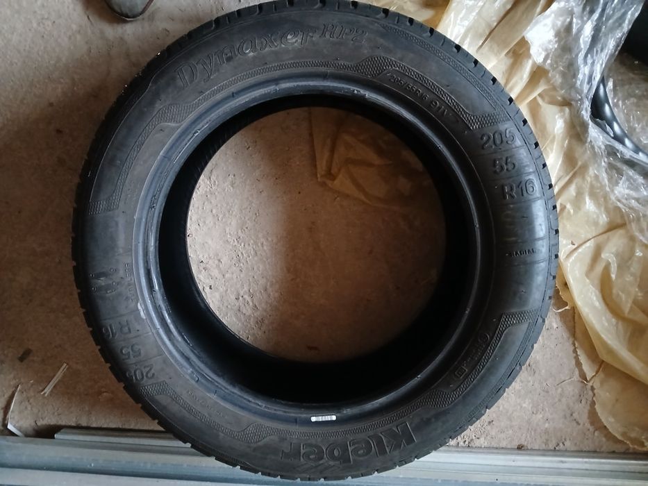Летни гуми 16цола Kleber 205/55/16-6.5мм-грайфер
