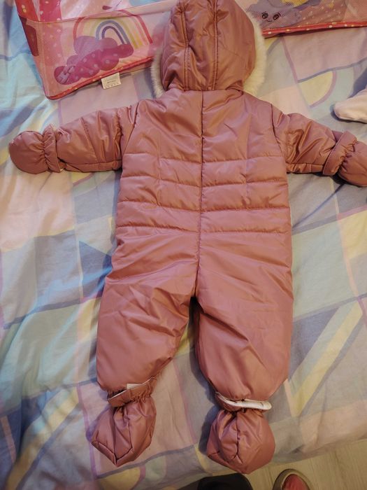 Космонавт за 6 месечно чисто нов