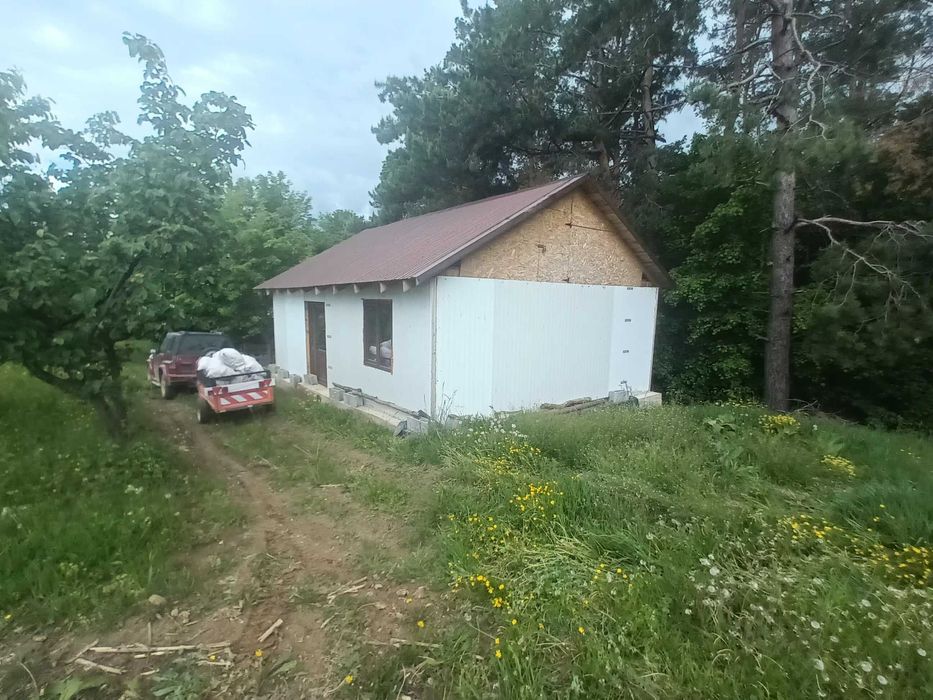 Lucrari de construcții si instalații sanitare - case, cabane, garaje, fântâni, puțuri de apa, si mai multe!
