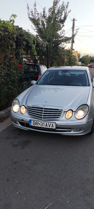 MERCEDES-BENZ E-Class 2004 — imagine 1