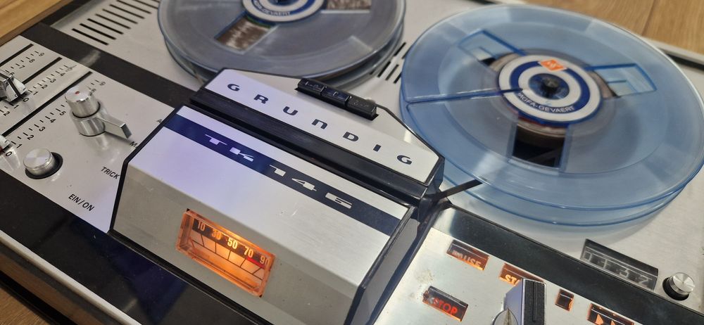 Магнетофон Grundig TK146