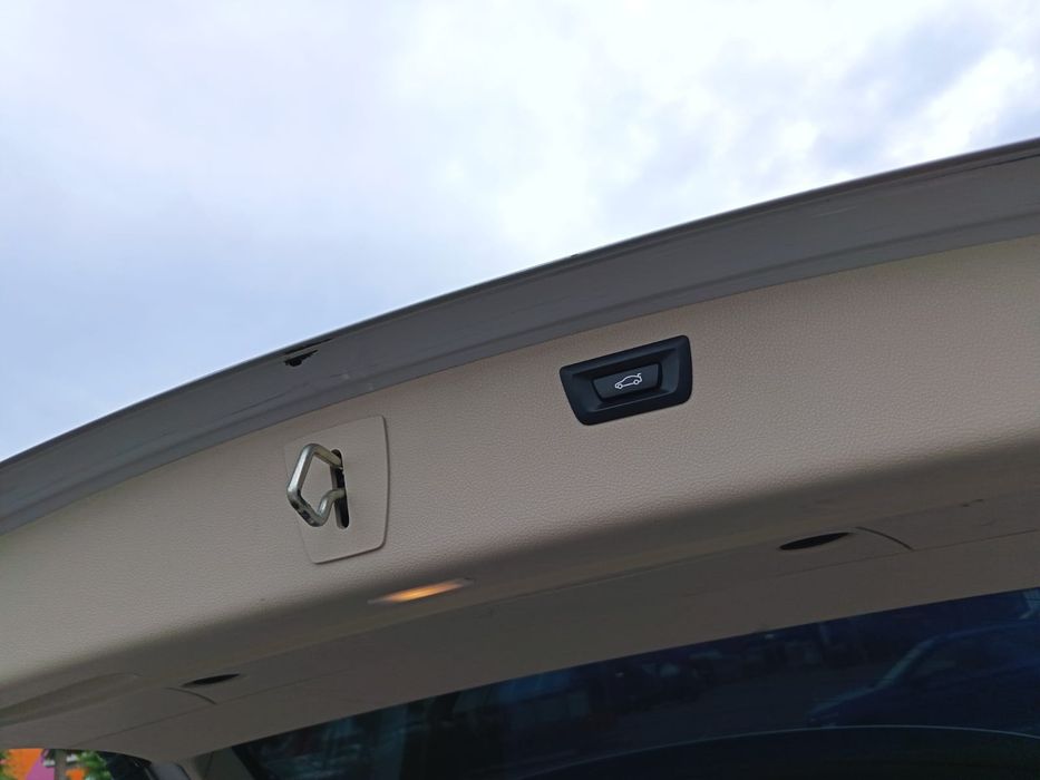 Vand BMW F31 318D 2015  impecabila