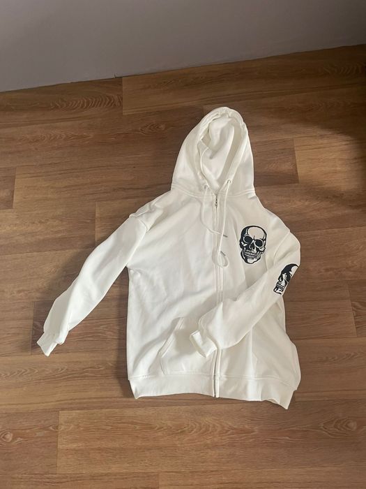 Продам новую толстовку