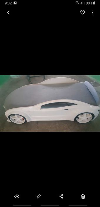 Детская кровать машинка