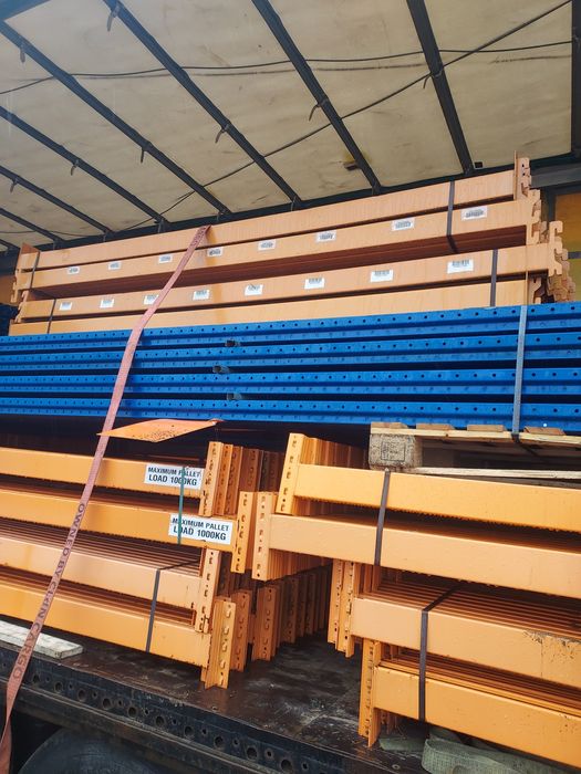 Rafturi depozitare manuală sau euro paleți