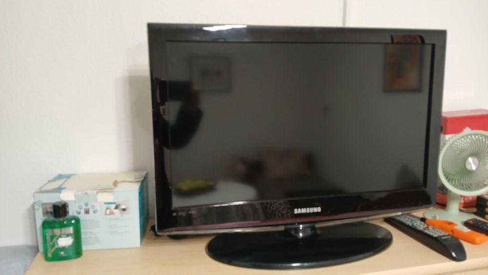 Телевизар Samsung 32 инча