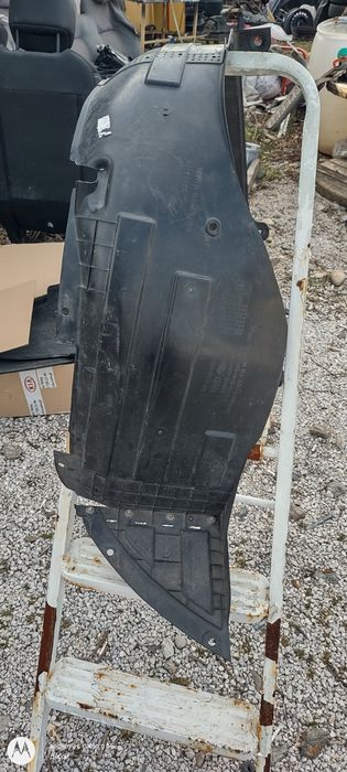 Продавам калник и подкалник Киа Пиканто