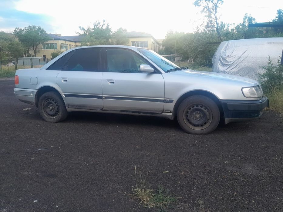Ауди 100 автомат