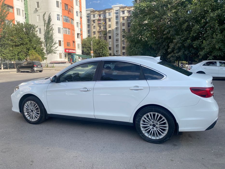 Dongfeng s60 электромобиль