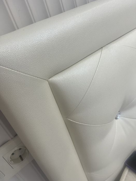 Продам кровать полуторку