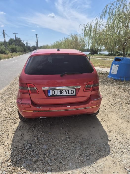 Mercedes B class
