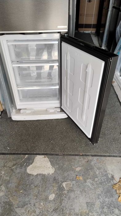 Комбиниран Хладилник с фризер BEKO-БЕКО 203 см Dark Inox AeroFlow™