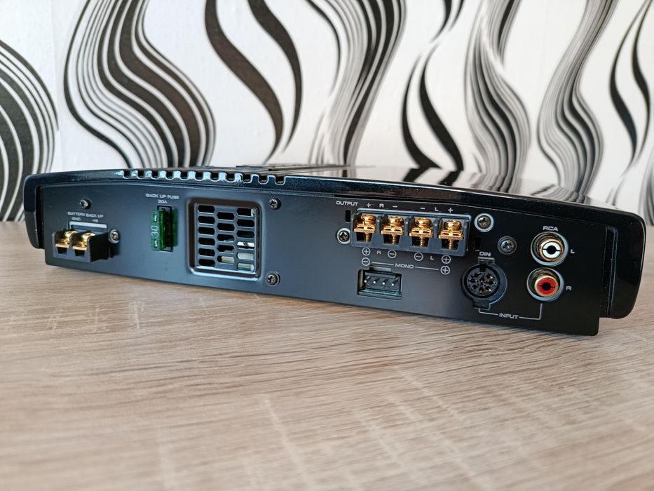 Усилвател ESX Quantum QE 900.4