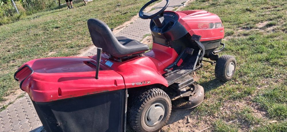 Tractoras gazon 17,5 cp