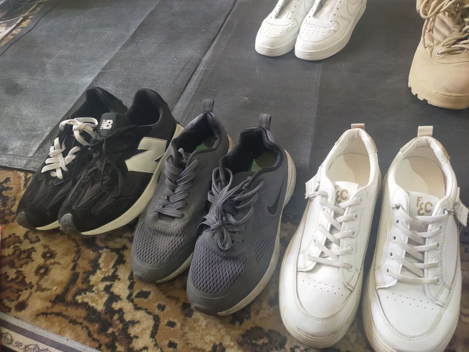 Кросовки 39-40Рр