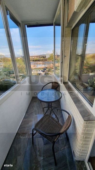 Apartament 3 camere, 52 mp, etaj intermediar, garaj, zona Intre Lacuri