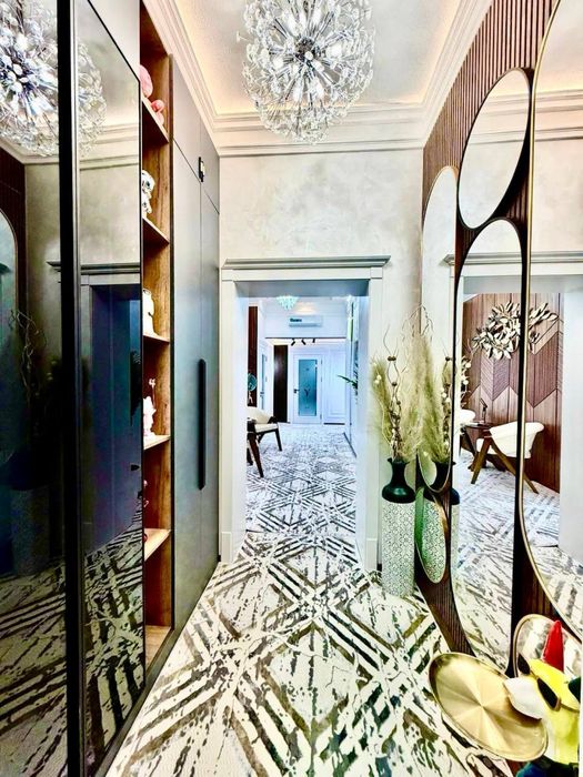 Продается 4 ком. Квартира площадью 110 кв.м. В Вокзале