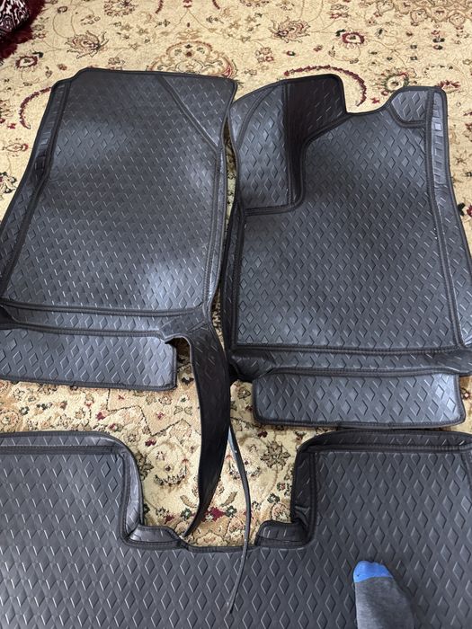 Продам полики доя BYD Yuan UP