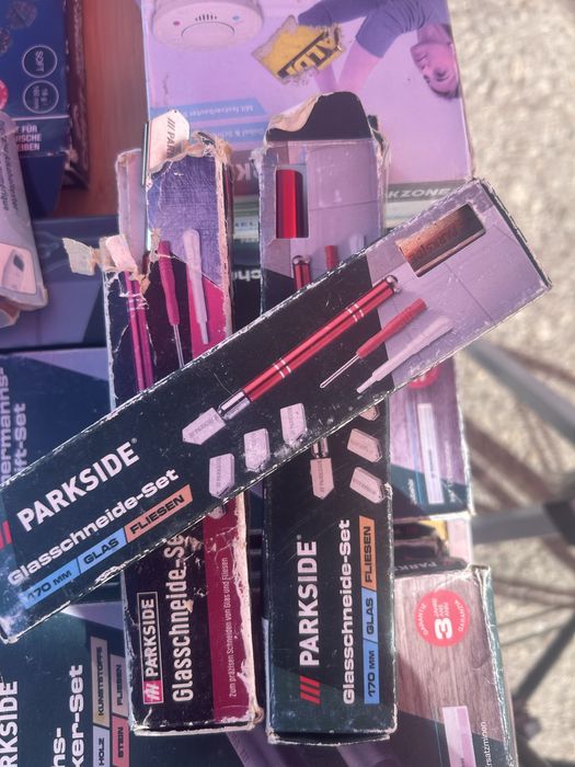 Stativ cu proiector si suport tel