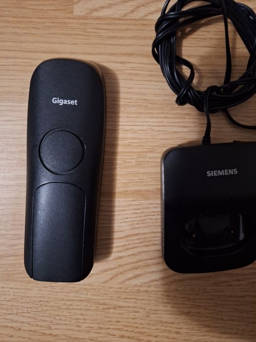 Telefon fix Siemens (nu are baterie și fără baterie nu funcționează)