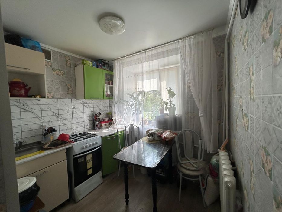 Продам квартиру 5 эатаж из 5